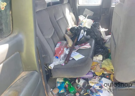 2004 GMC Sierra 1500 Sle z USA, uszkodzony, nr VIN 2GTEC19V341136571